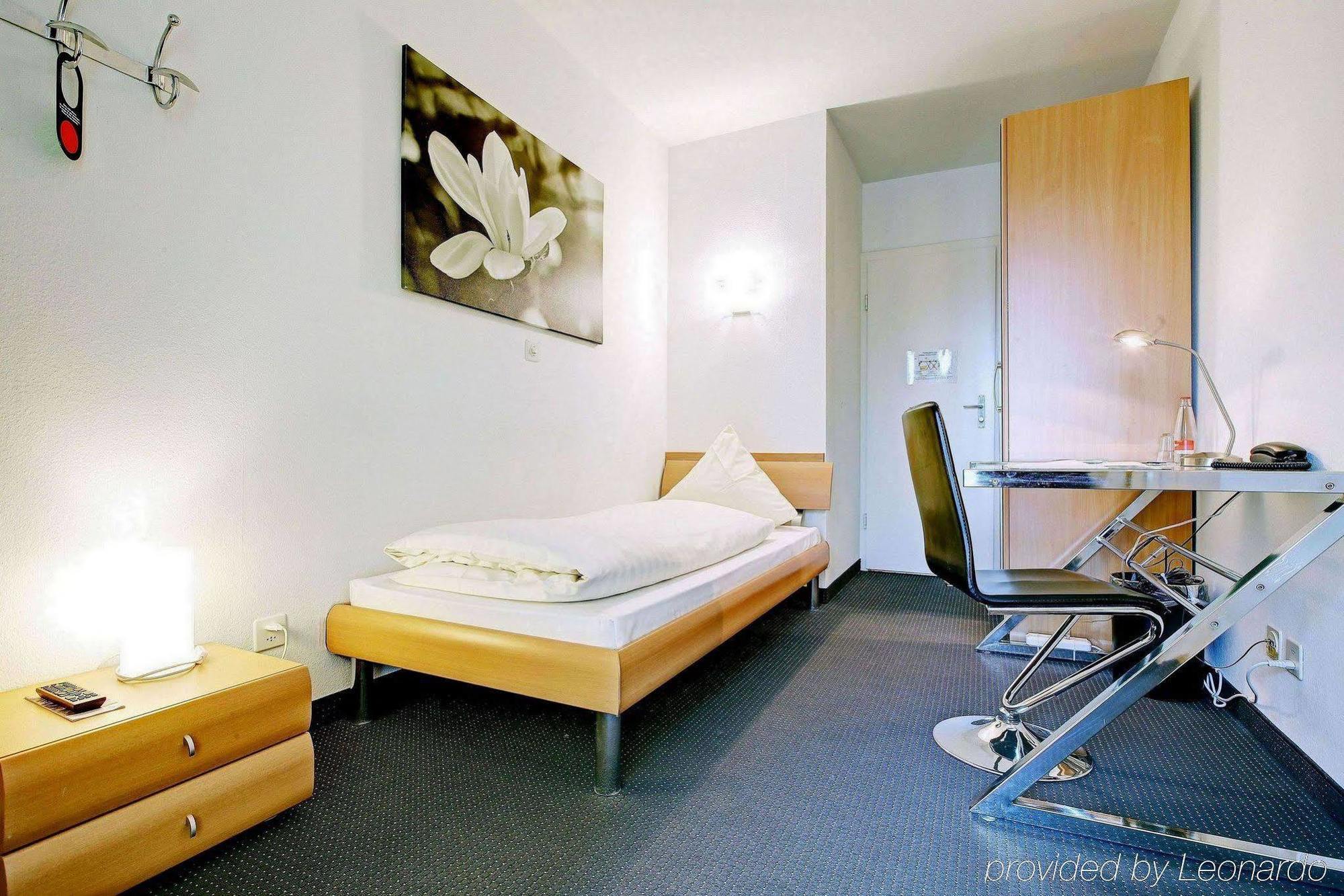 Balegra City Hotel Basel Contactless Self Check-In Экстерьер фото